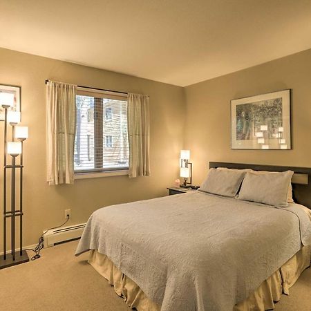 Corner-Unit Condo With Grill Walk To Lake Tahoe! Incline Village Exterior photo