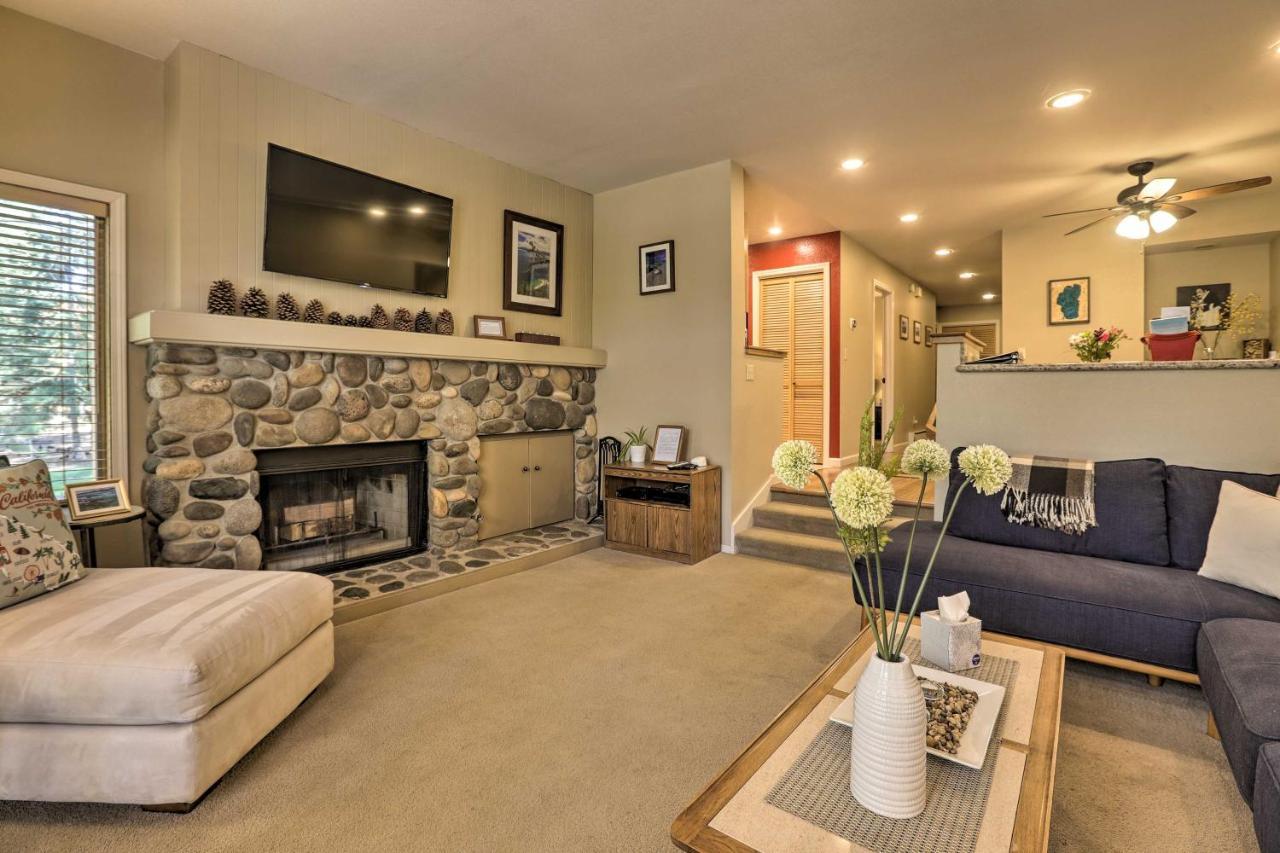 Corner-Unit Condo With Grill Walk To Lake Tahoe! Incline Village Exterior photo