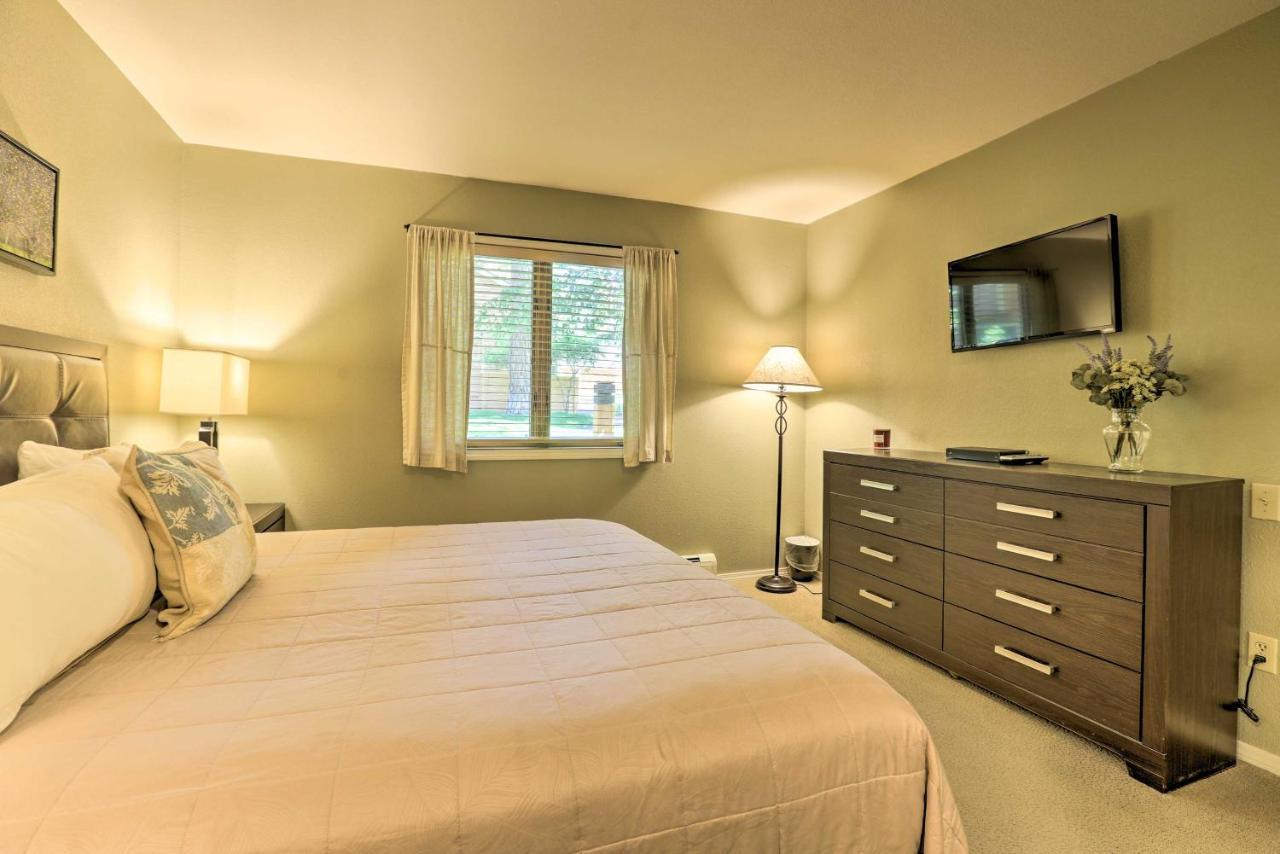 Corner-Unit Condo With Grill Walk To Lake Tahoe! Incline Village Exterior photo
