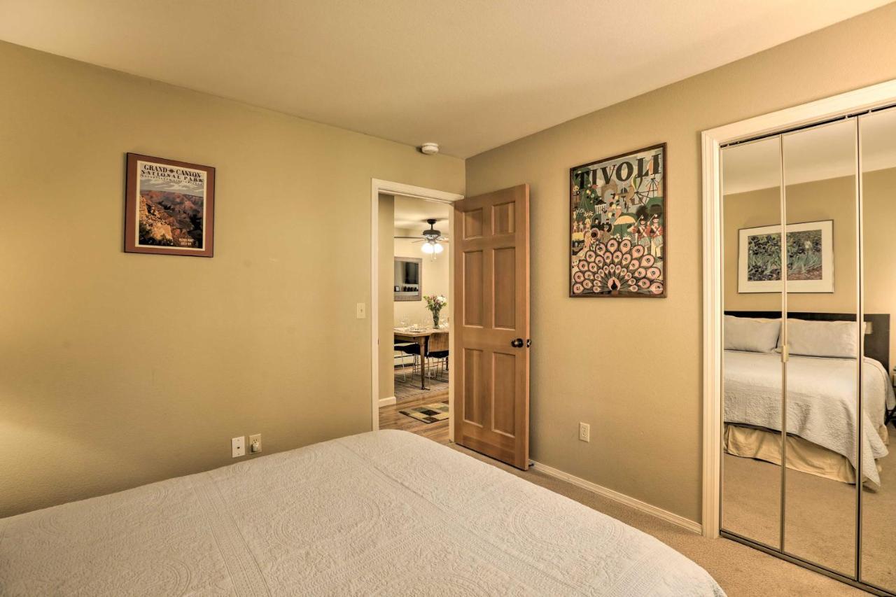 Corner-Unit Condo With Grill Walk To Lake Tahoe! Incline Village Exterior photo