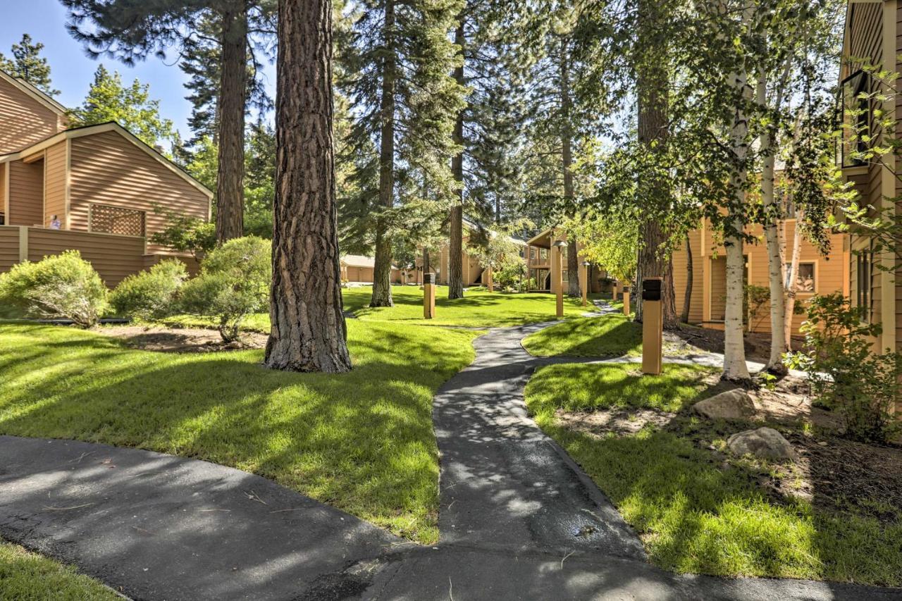 Corner-Unit Condo With Grill Walk To Lake Tahoe! Incline Village Exterior photo