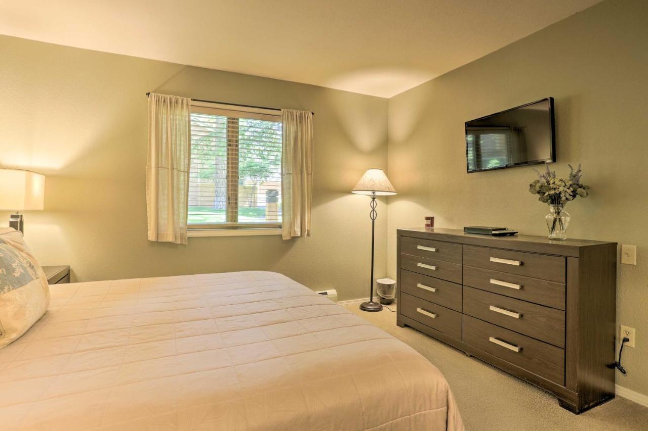 Corner-Unit Condo With Grill Walk To Lake Tahoe! Incline Village Exterior photo